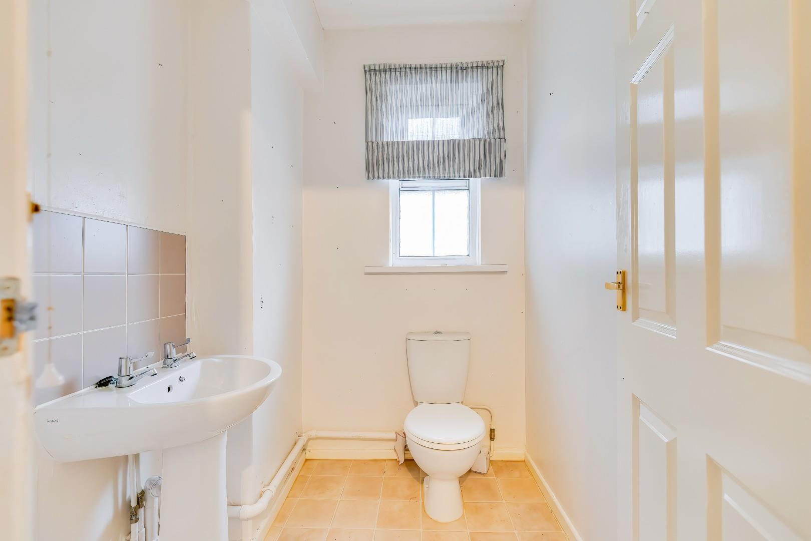 25 Church Avenue, Penarth, CF64 1AZ